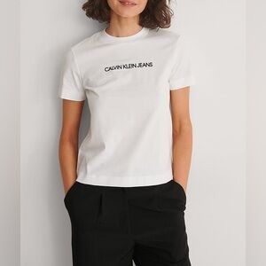 Calvin Klein Jeans White Shrunken Tee Med NWT